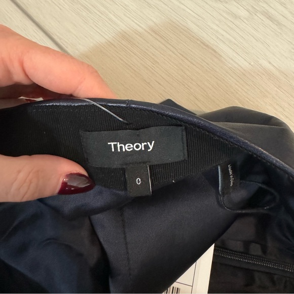 Theory navy leather pencil skirt size 0 - Picture 3 of 5